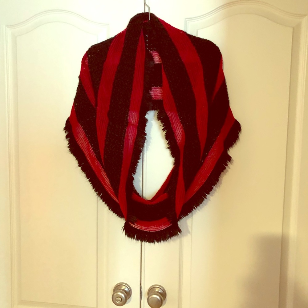Multiple Pretty scarves !